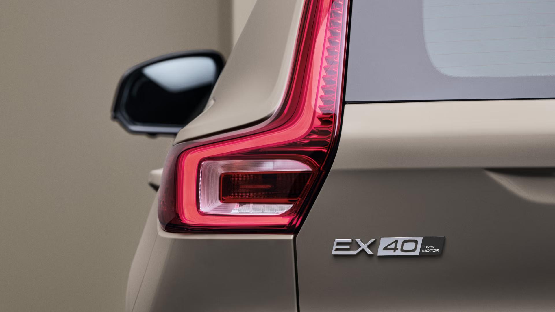 Exterior do Volvo EX40 Recharge Pure Electric.