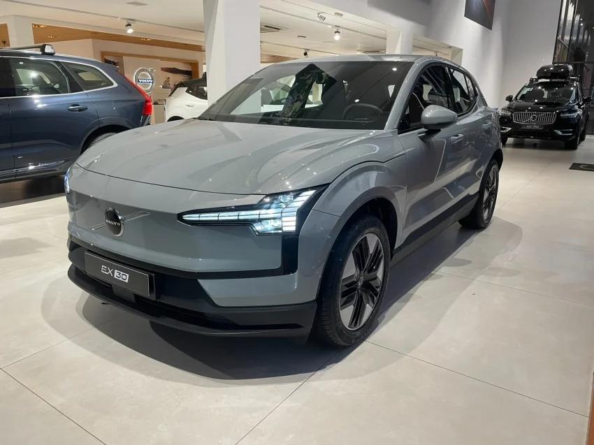 Volvo EX30 69 KW ELÉTRICO CORE 2024 Elétrico - Picture 2