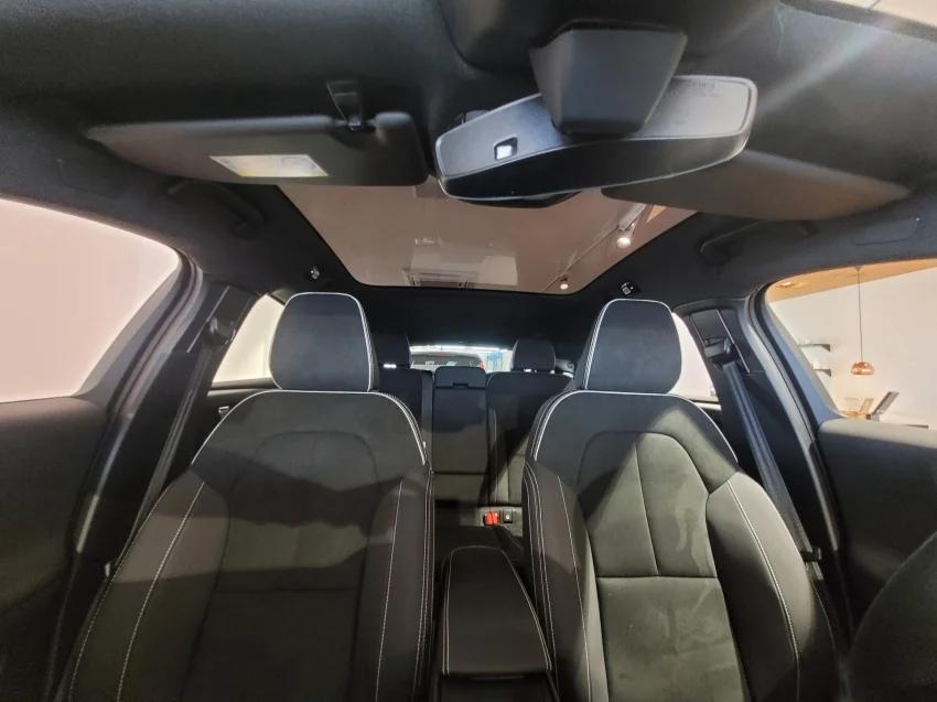 Volvo C40 P8 RECHARGE TWIN ELECTRIC ULTIMATE AWD 2024 Elétrico - Picture 9