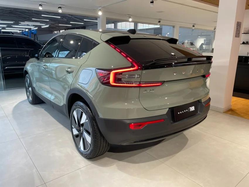 Volvo C40 P6 RECHARGE ELECTRIC PLUS 2024 Elétrico - Picture 3