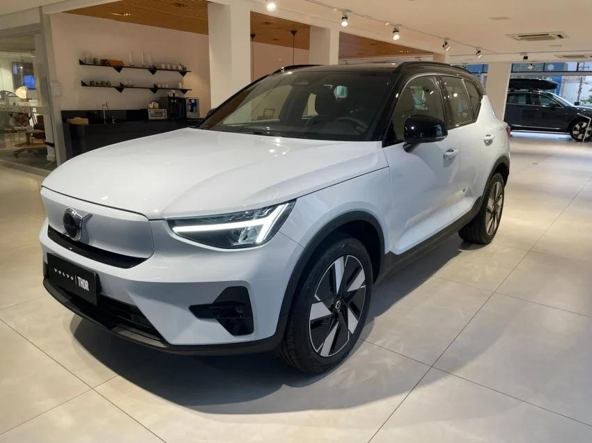 Volvo XC40 P6 RECHARGE ELECTRIC PLUS 2024 Elétrico - Picture 2
