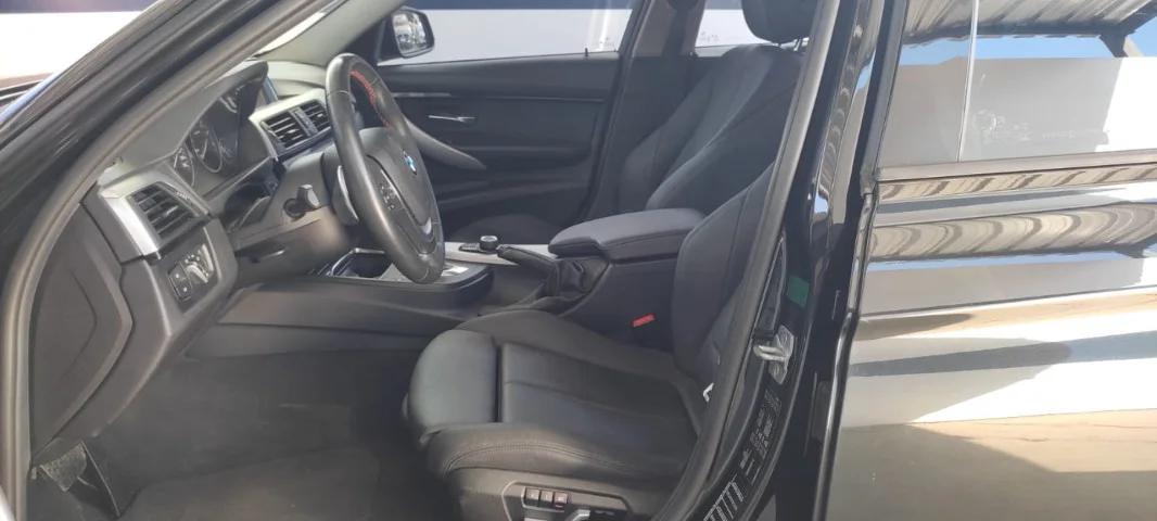 BMW 320i 2.0 16V TURBO ACTIVE FLEX 4P AUTOMÁTICO 2017 Flex - Picture 12