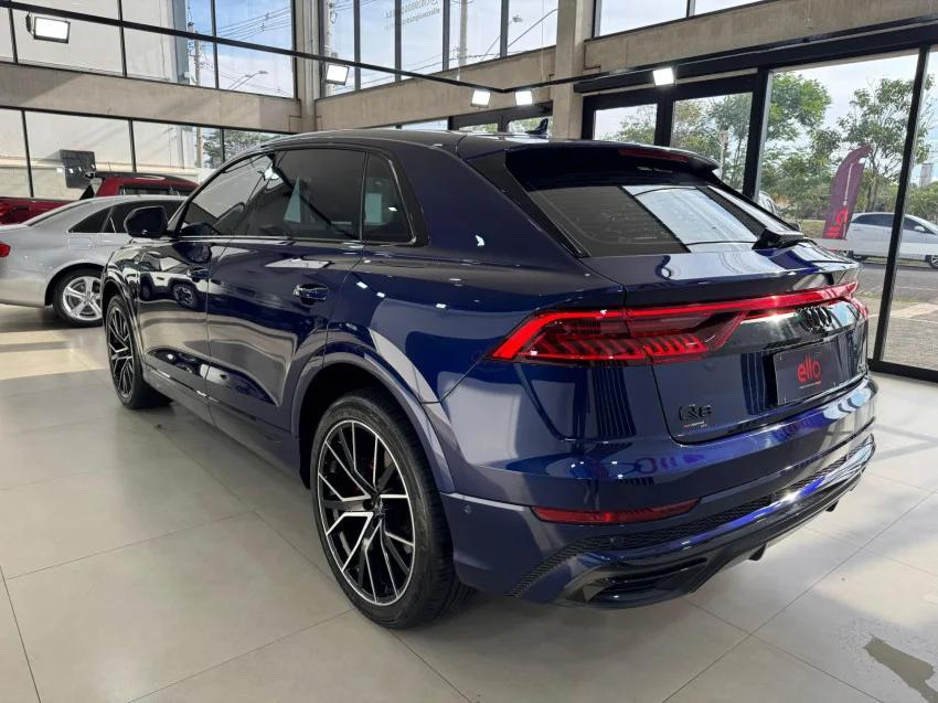 Audi Q8 3.0 TFSI GASOLINA PERFORMANCE BLACK QUATTRO TIPTRONIC 2021 Gasolina - Picture 5