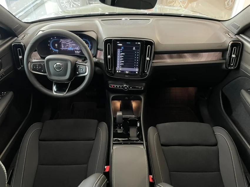 Volvo C40 P6 RECHARGE ELECTRIC PLUS 2024 Elétrico - Picture 7