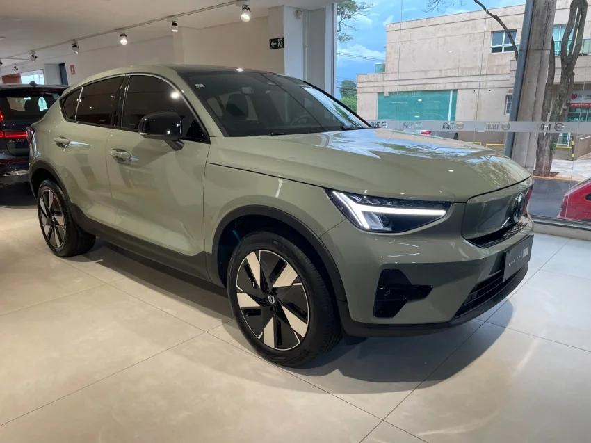 Volvo C40 P6 RECHARGE ELECTRIC PLUS 2024 Elétrico - Picture 0