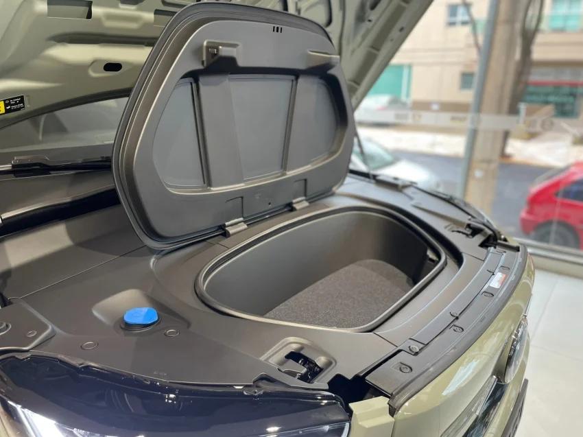 Volvo C40 P6 RECHARGE ELECTRIC PLUS 2024 Elétrico - Picture 9