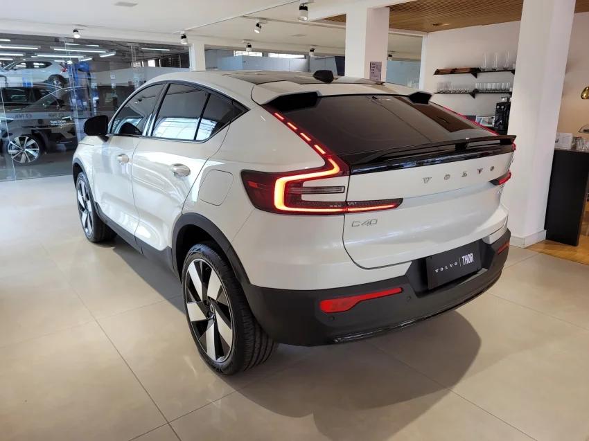 Volvo C40 P8 RECHARGE TWIN ELECTRIC ULTIMATE AWD 2024 Elétrico - Picture 6