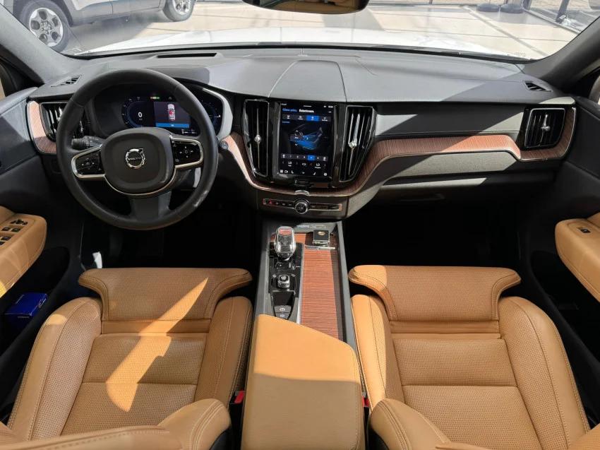 Volvo XC60 2.0 T8 RECHARGE ULTIMATE AWD GEARTRONIC 2023 Híbrido - Picture 7