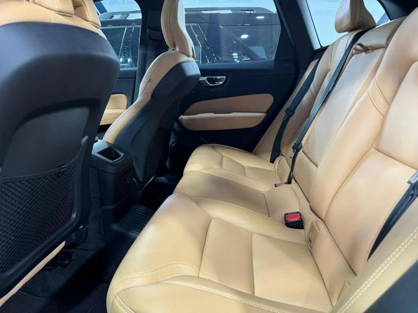 Volvo XC60 2.0 T8 RECHARGE ULTIMATE AWD GEARTRONIC 2023 Híbrido - Picture 13
