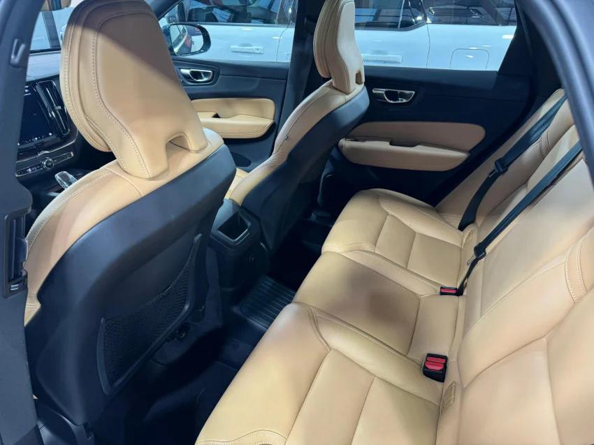 Volvo XC60 2.0 T8 RECHARGE ULTIMATE AWD GEARTRONIC 2023 Híbrido - Picture 14