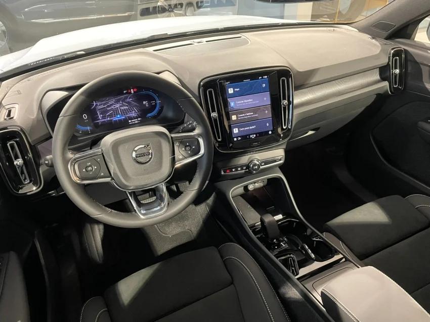 Volvo XC40 P6 RECHARGE ELECTRIC PLUS 2024 Elétrico - Picture 7