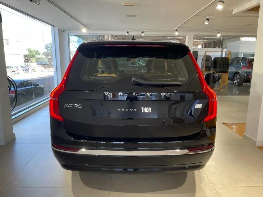Volvo XC90 2.0 T8 RECHARGE ULTIMATE AWD GEARTRONIC 2025 Híbrido - Picture 4