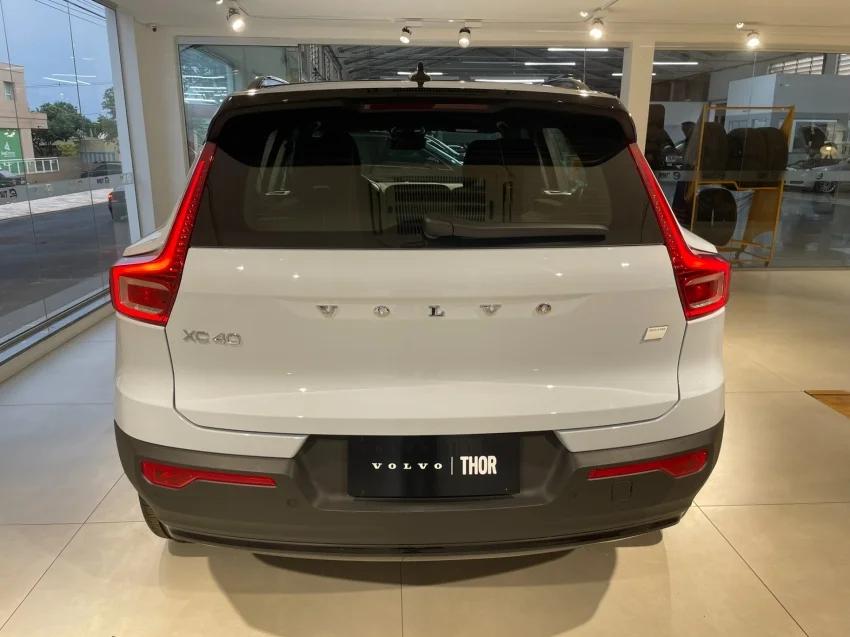 Volvo XC40 P6 RECHARGE ELECTRIC PLUS 2024 Elétrico - Picture 4